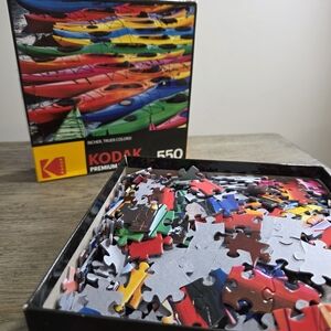 Colorful Kayaks - 550 Piece Jigsaw Puzzle